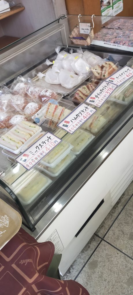 ラ・メール　アオバ　サンドイッチ　【いめこん】