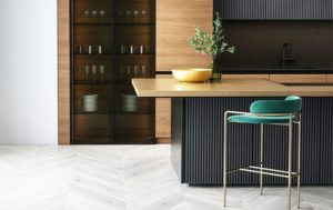 グリーンが差し色の部屋1