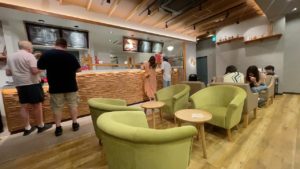 クレマホップ店内